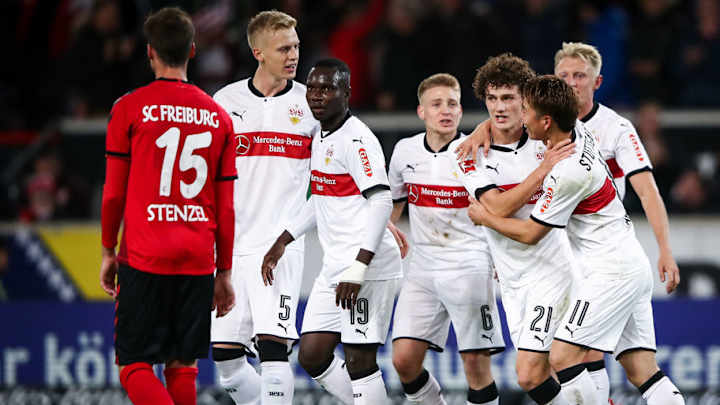 Review | Nach frühem Platzverweis -Stuttgart bezwingt Freiburg mit 3:0