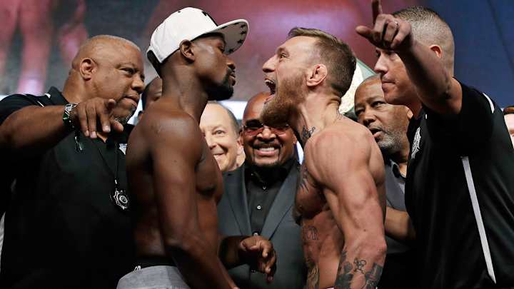 As Fight vs. Mayweather Approaches, McGregor and Fans Stake Claim to Las Vegas