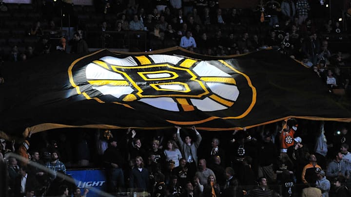 Bruins plane diverted because of Florida airport shooting