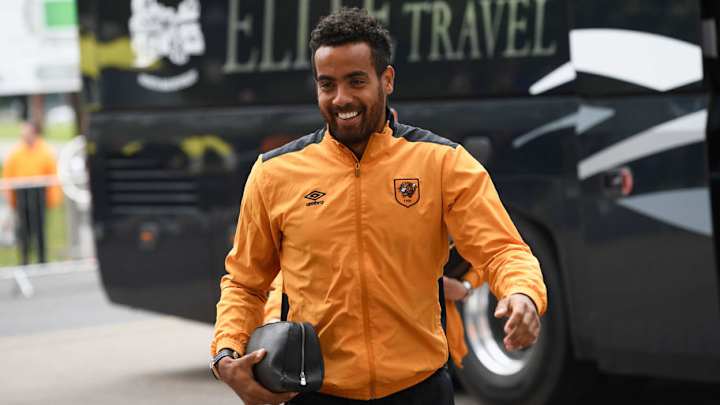 Tom Huddlestone Pens Emotional Goodbye Letter to Hull Fans Following Derby County Transfer