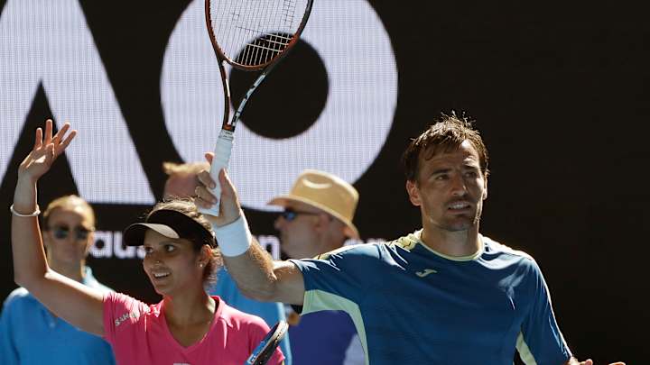 Mirza gets another shot at Australian mixed doubles title