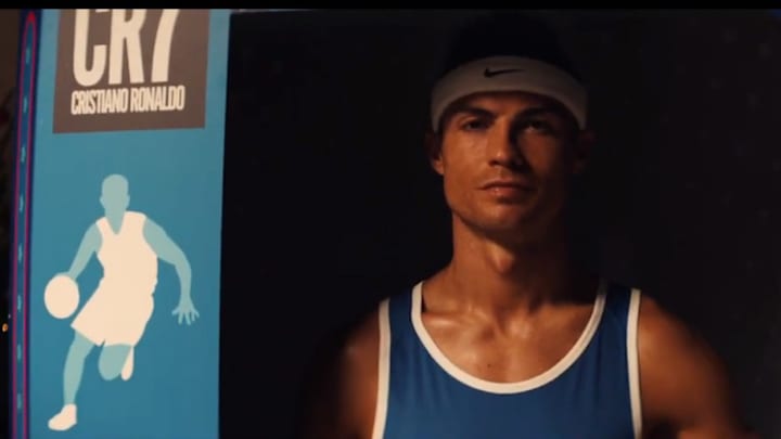 El nuevo anuncio navideño de CR7 que causa furor en las redes sociales