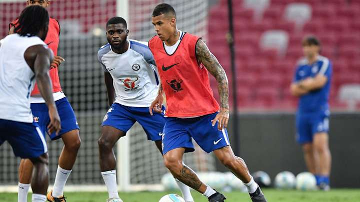 Chelsea's Kenedy to Be Allowed to Choose Loan Move Between Newcastle and Fenerbahce Chelsea's Kenedy to Be Allowed to Choose Loan Move Between Newcastle and Fenerbahce