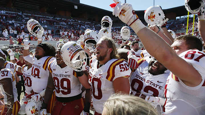WATCH: Iowa State's Evrett Edwards Plants Flag on Oklahoma's Field After Upset
