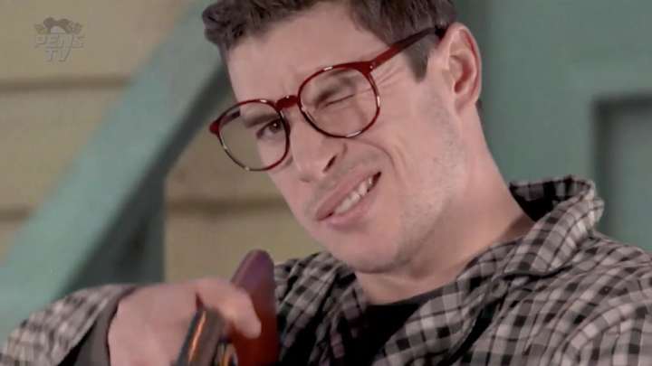 Watch: Penguins Spoof ‘A Christmas Story’ in Annual Holiday Video