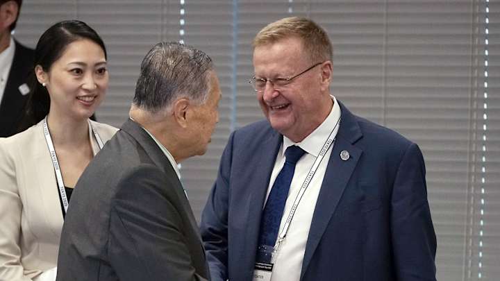 IOC's Coates stresses cost cuts during Tokyo visit