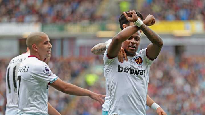 Hammers Fans Make Their Feelings Towards Andre Ayew Clear on Twitter After 3-0 Defeat to Man City Hammers Fans Make Their Feelings Towards Andre Ayew Clear on Twitter After 3-0 Defeat to Man City