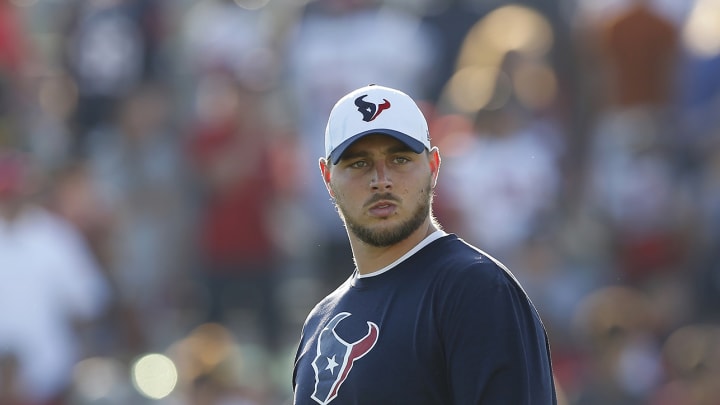 Texans lineman David Quessenberry practices for first time after battle with cancer
