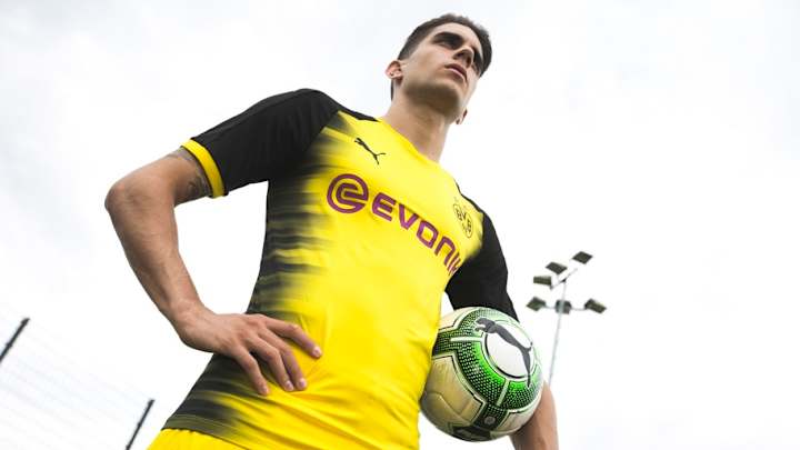 Borussia Dortmund Launch New 2017/18 European Kit Inspired by the 'Dortmund Way' Borussia Dortmund Launch New 2017/18 European Kit Inspired by the 'Dortmund Way'