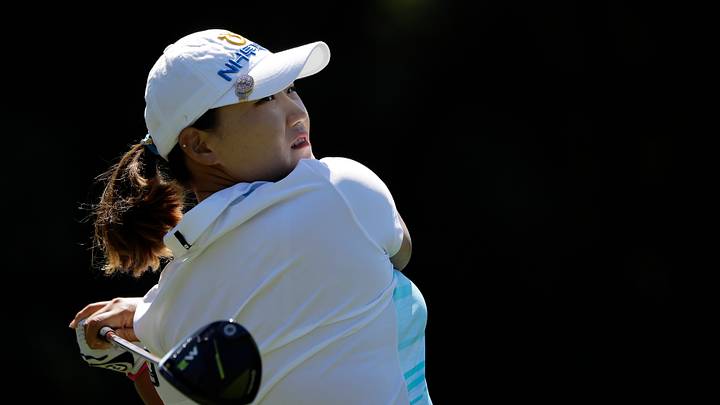 Lee wins Kia by tying tournament record at 20-under par