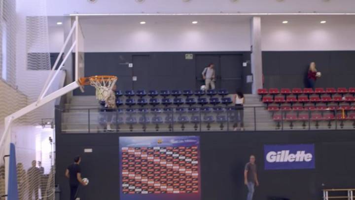 WATCH: Barcelona's Ivan Rakitic Hits Long Range Shot–on Basketball Court
