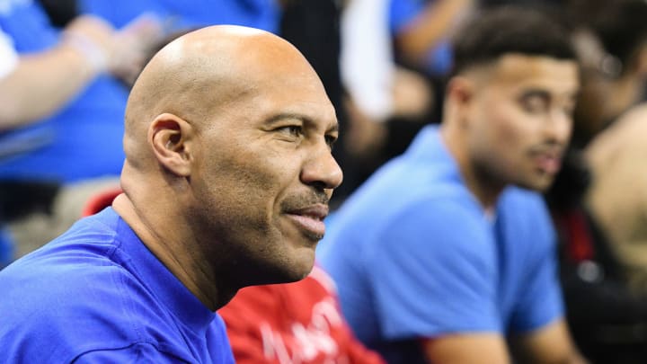 Luke Walton: 'Not Concerned' With LaVar Ball's Criticism Luke Walton: 'Not Concerned' With LaVar Ball's Criticism