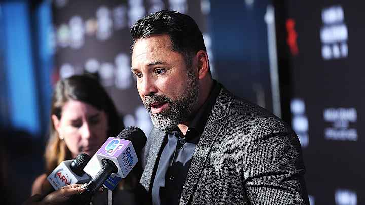 History With Mayweather Aside, Oscar De La Hoya Would Rather Look to New Era in Boxing History With Mayweather Aside, Oscar De La Hoya Would Rather Look to New Era in Boxing