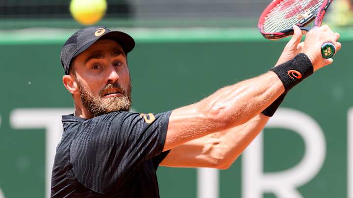 Nishikori saves 3 match points in Geneva Open QF win Nishikori saves 3 match points in Geneva Open QF win