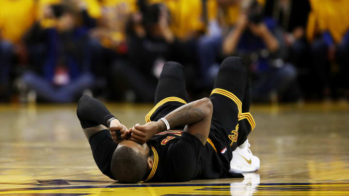 Late-night tweeting linked to weaker NBA performance