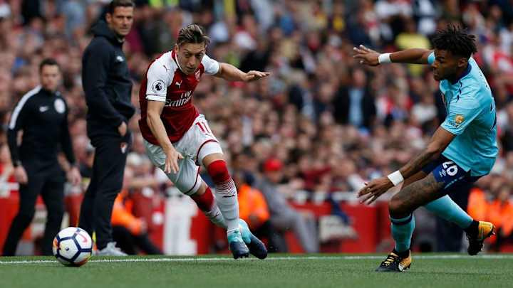 Report: Arsenal Has Not Discussed New Contract With Mesut Ozil Since February