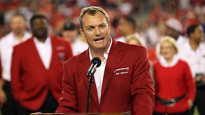 49ers hire John Lynch as GM on six-year deal 49ers hire John Lynch as GM on six-year deal