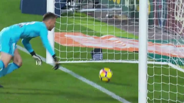 Así narraba RAC 1 el gol de Messi frente al Valencia que no concedió el árbitro Iglesias Villanueva