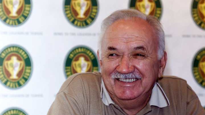 Two-time major winner and coach Mervyn Rose dies at age 87