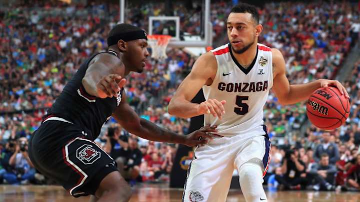 Gonzaga tops South Carolina 77–73, advances to NCAA championship