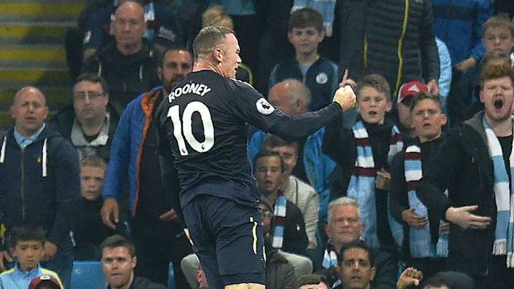 Wayne Rooney Exchanges Tweets With Premier League Legend After Scoring His 200th Goal