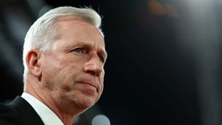 Alan Pardew Believes Tottenham Star Owes His Teammates an Apology