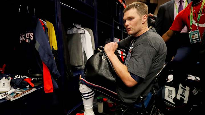 Video shows alleged thief of Tom Brady's Super Bowl jersey in Patriots locker room