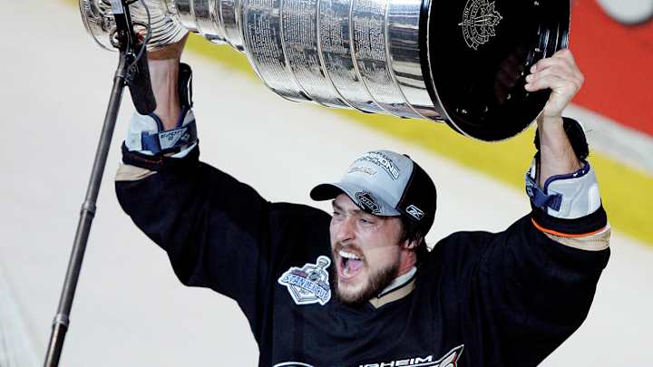 Selanne, Kariya headline Hockey Hall of Fame class of 2017