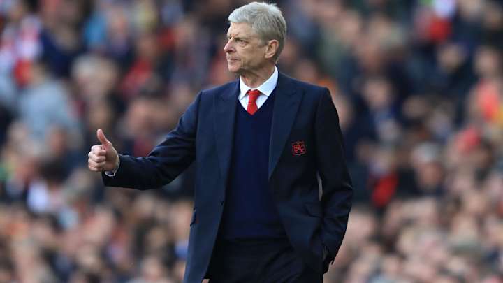 Arsenal blanks Southampton on Alexis, Giroud goals to inch closer to fourth place