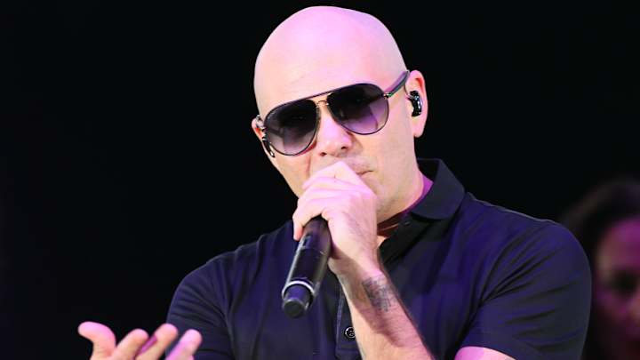 Congrats to Pitbull for having the most cringeworthy celebrity Memorial Day tweet Congrats to Pitbull for having the most cringeworthy celebrity Memorial Day tweet