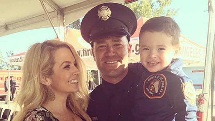 Former Cardinals Pitcher Anthony Reyes On California Wildfires Front Lines As Firefighter