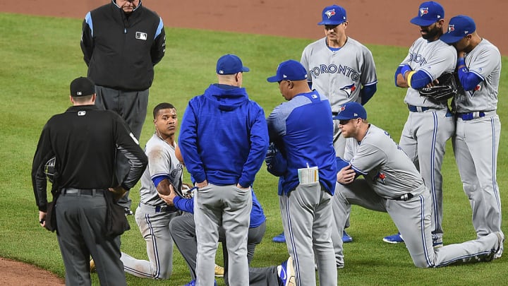 Marcus Stroman Leaves Game After Line Drive Hits His Pitching Arm