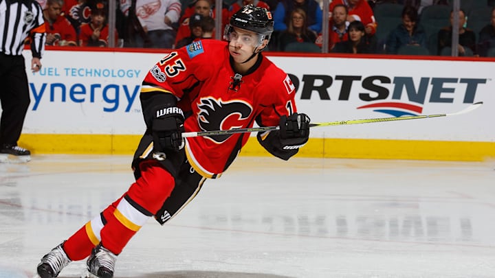 NHL fines Flames' Gaudreau, Kings' Muzzin $2,000 for diving