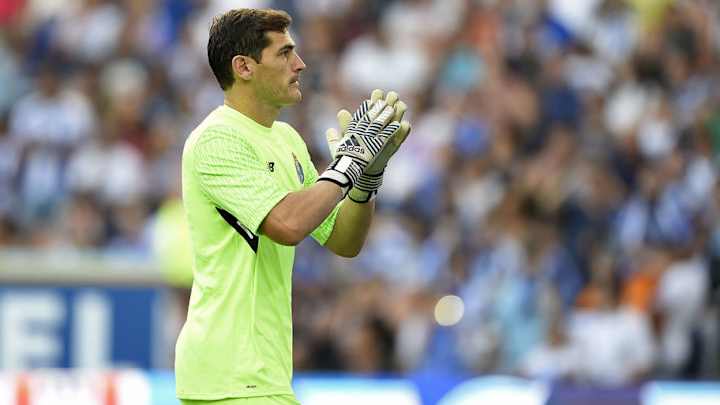 Porto Keeper Iker Casillas Draws Level With Manchester United Icon in Champions League Record Books