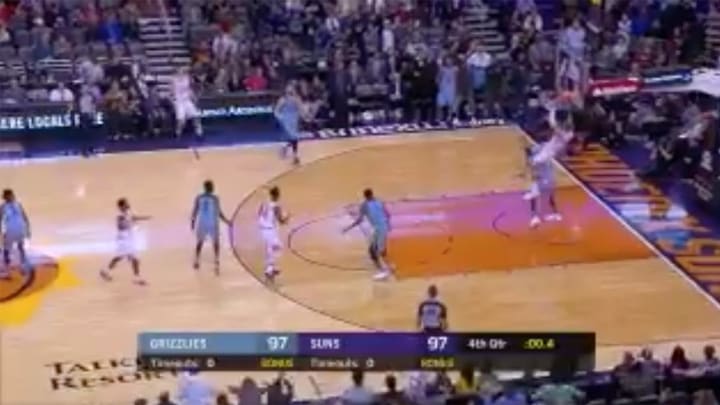 Watch: Tyson Chandler Dunks Game-Winner As Suns Top Grizzlies