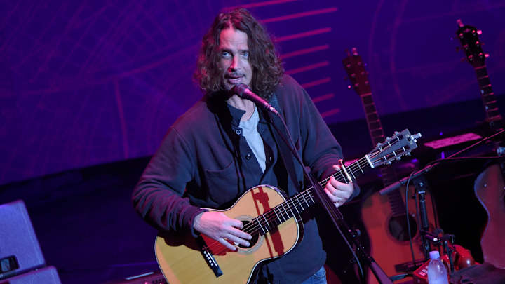 Sports world reacts to shocking death of musician Chris Cornell