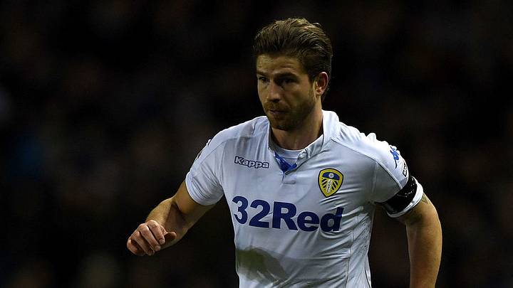 Leeds United Sign Defender Gaetano Berardi to New 3-Year Deal