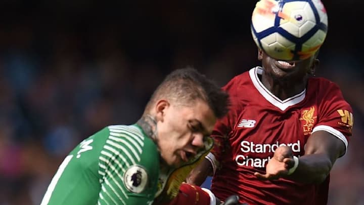 TE VA A IMPACTAR | Así quedó el arquero del City tras recibir una patada en la cara