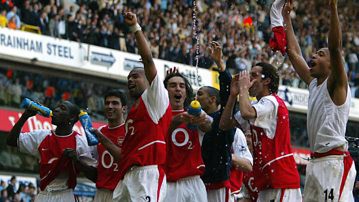 VIDEO: Ex-Arsenal Chief David Dein Shares Amazing Story Highlighting 'Strength' of Invincibles Squad