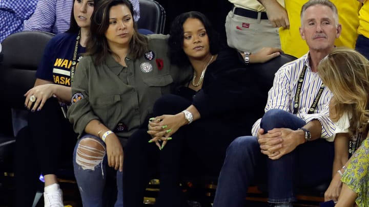 According to Steph Curry, the Warriors don’t listen to Rihanna in the locker room