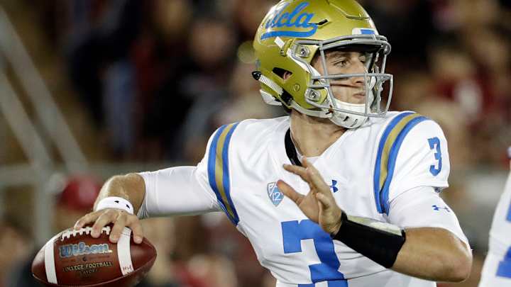 UCLA QB Josh Rosen Avoids Serious Hand Injury