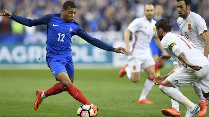 Sergio Ramos Leaves 'Door Open' for Kylian Mbappé to Join Real Madrid