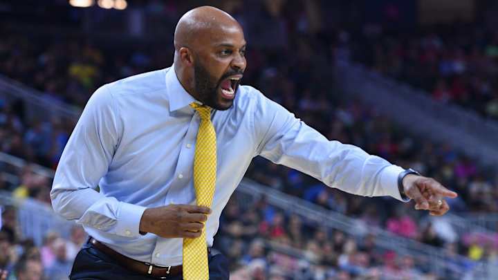 Source: Cuonzo Martin has seven-year deal with Missouri after resigning from Cal Source: Cuonzo Martin has seven-year deal with Missouri after resigning from Cal
