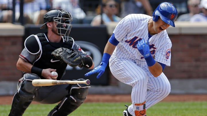 Video: Michael Conforto Dislocates His Shoulder on Swing and Miss Video: Michael Conforto Dislocates His Shoulder on Swing and Miss