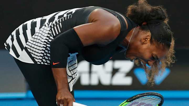 Serena Williams withdraws from Indian Wells with knee injury