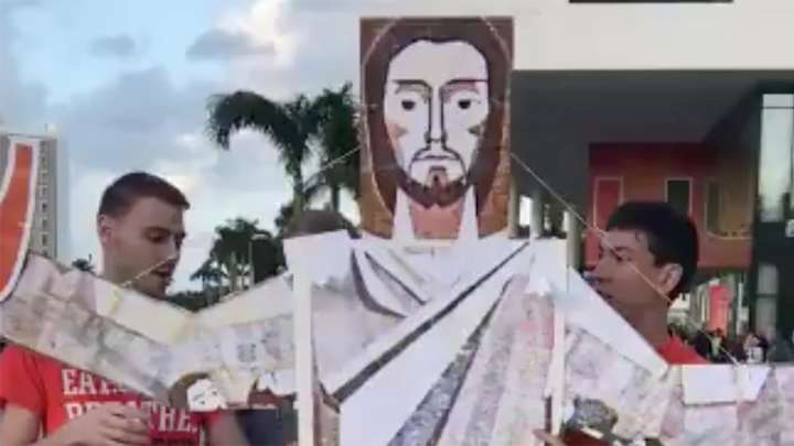 Best College GameDay Signs From Week 11: Notre Dame vs. Miami