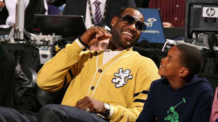 Hey LeBron, we still haven't forgotten that time you said you'd compete in the dunk contest Hey LeBron, we still haven't forgotten that time you said you'd compete in the dunk contest