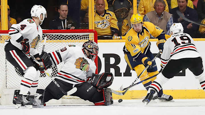 Blackhawks, Blue Jackets look to stave off elimination