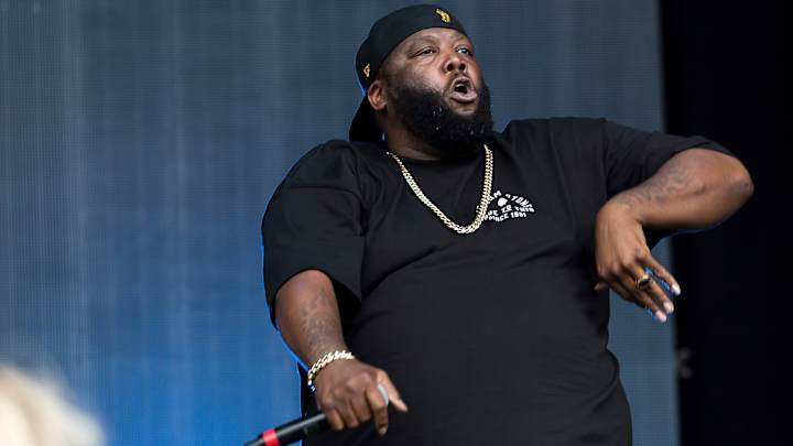 Hawks adding barbershop to arena Hawks adding barbershop to arena