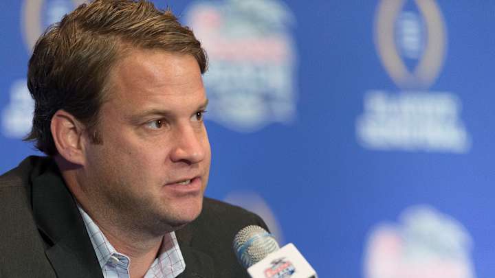 Former Alabama receiver Carter sues Kiffin, Florida Atlantic